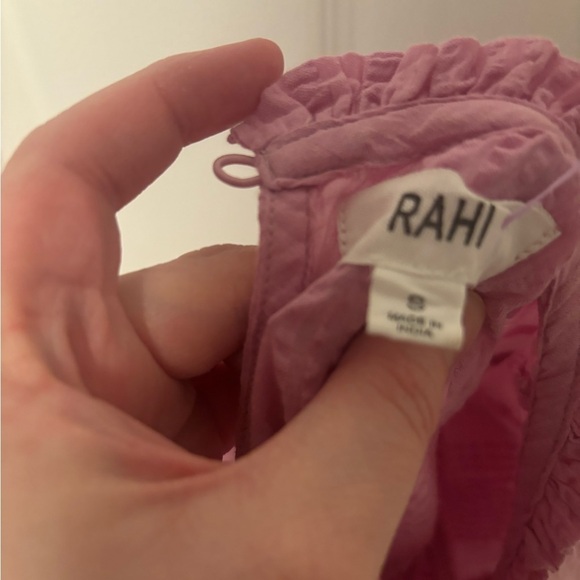 RAHI  Flutter Sleeve Blouse - Picture 3 of 12